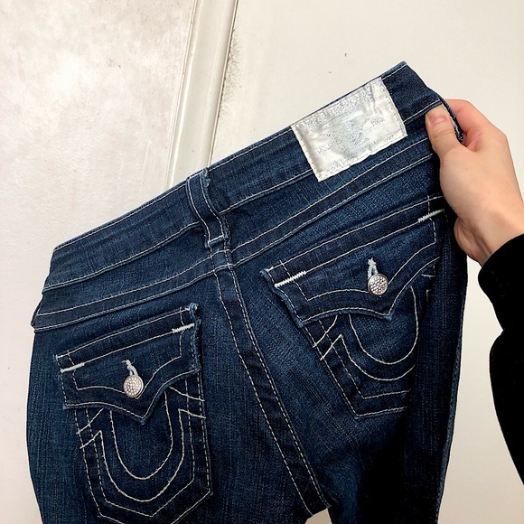 ✨💎True Religion Swarovski button jeans 💎✨ - Picture 2 of 4